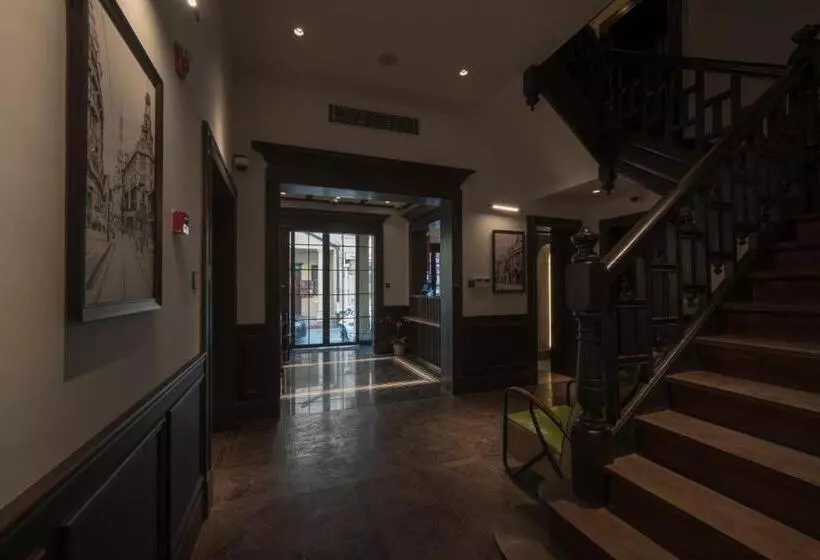 هتل Shanghai Huaihai Mansion