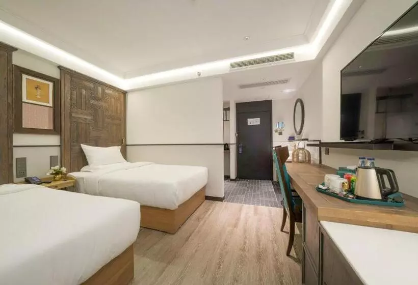 هتل Shanghai Huaihai Mansion