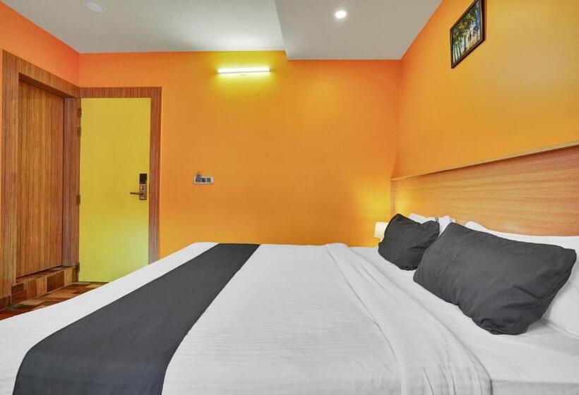 Отель Super Collection O Kushal Nagar Near Ksrtc Bus Stand Formerly Rr Residency