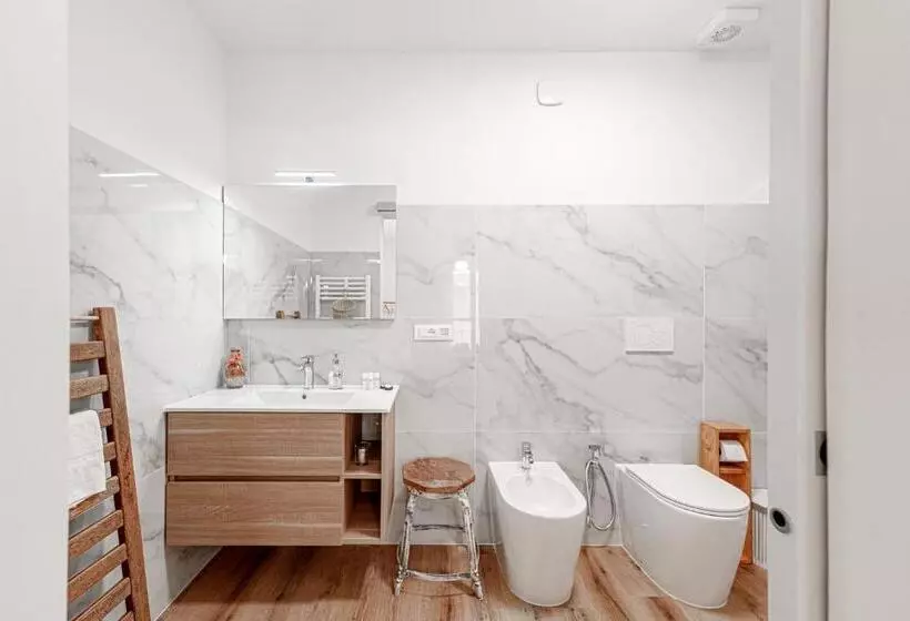 پانسیون Global Central Suites