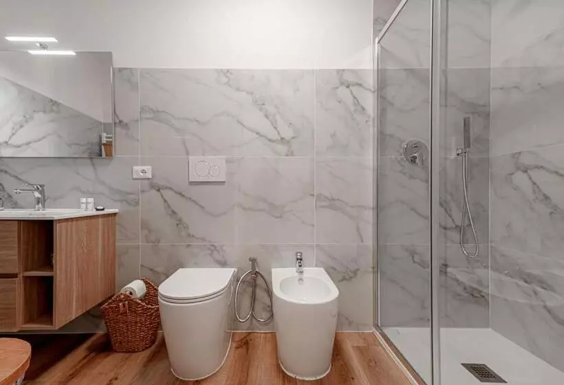 پانسیون Global Central Suites