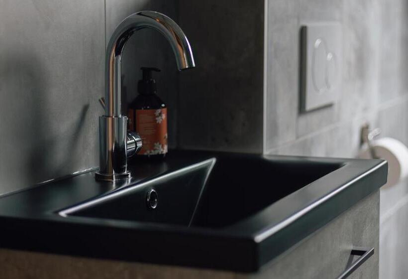 住宿加早餐 Le Petit Hotel Zunne