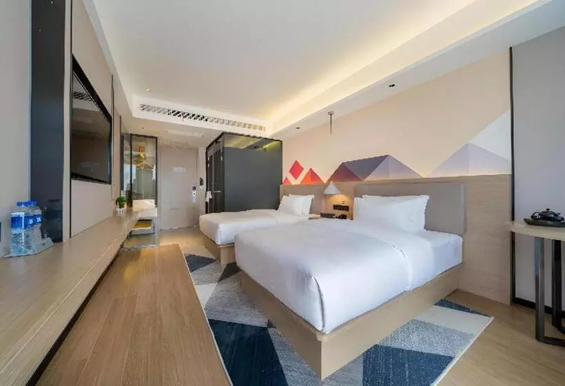 Borrman Hotel Chongqing Auto Expo Sanya Bay Light Rail Station