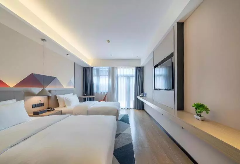 Borrman Hotel Chongqing Auto Expo Sanya Bay Light Rail Station