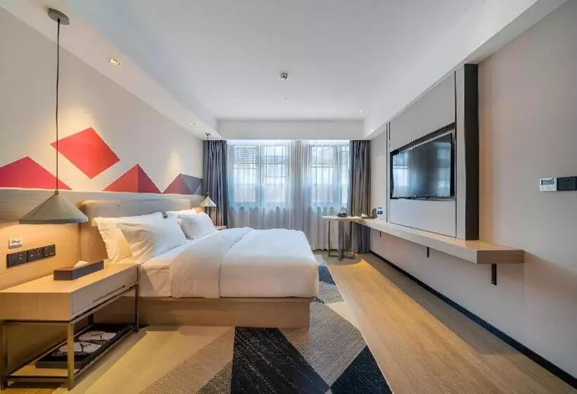 Borrman Hotel Chongqing Auto Expo Sanya Bay Light Rail Station