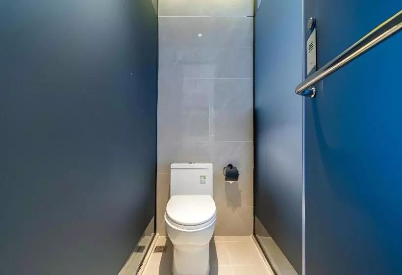 Borrman Hotel Chongqing Auto Expo Sanya Bay Light Rail Station