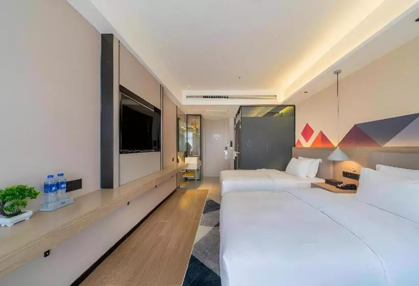 Borrman Hotel Chongqing Auto Expo Sanya Bay Light Rail Station