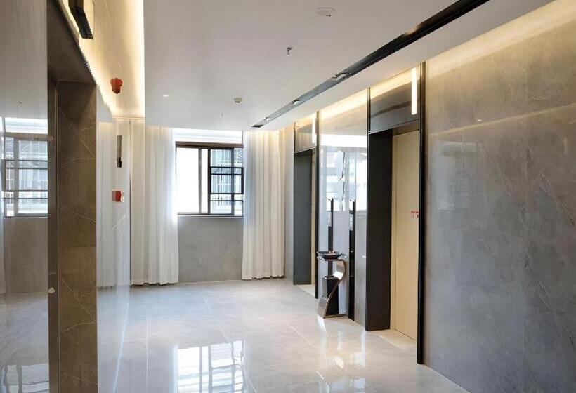 Echarm Hotel Hechi Yizhou Municipal Center Plaza