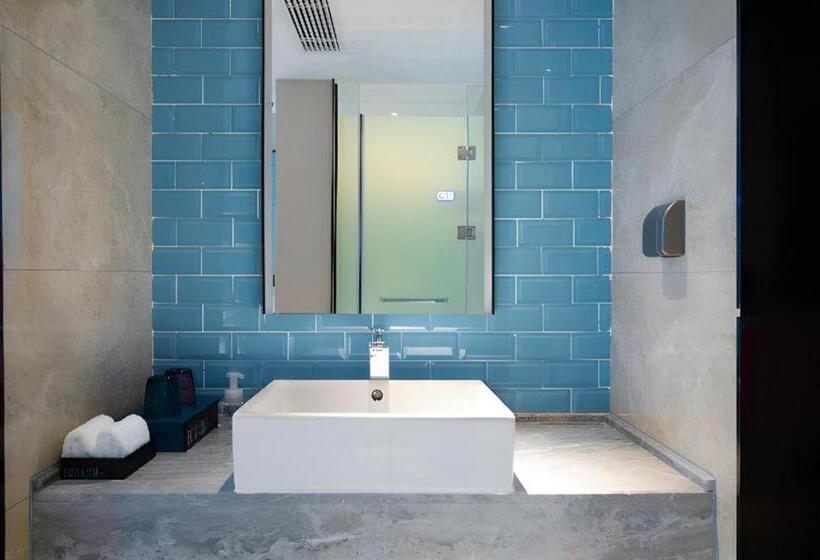 Echarm Hotel Hechi Yizhou Municipal Center Plaza