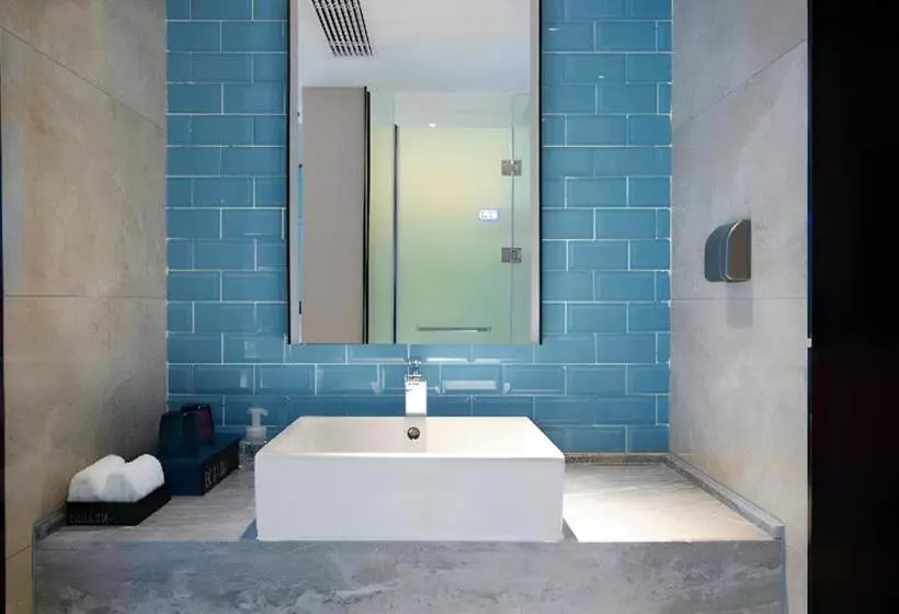 Echarm Hotel Hechi Yizhou Municipal Center Plaza