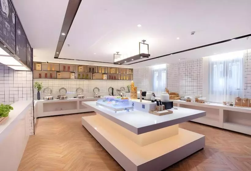 Echarm Hotel Hechi Yizhou Municipal Center Plaza