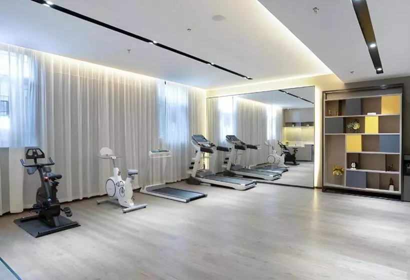 Echarm Hotel Hechi Yizhou Municipal Center Plaza