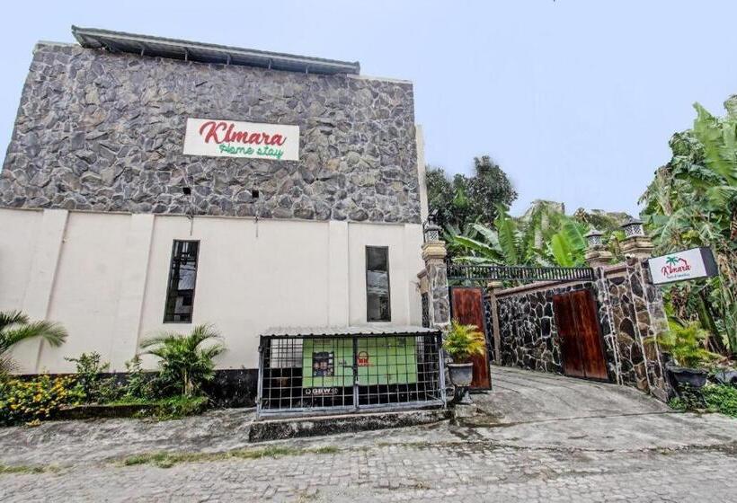 호텔 Capital O 91696 Kimara Homestay & Resto