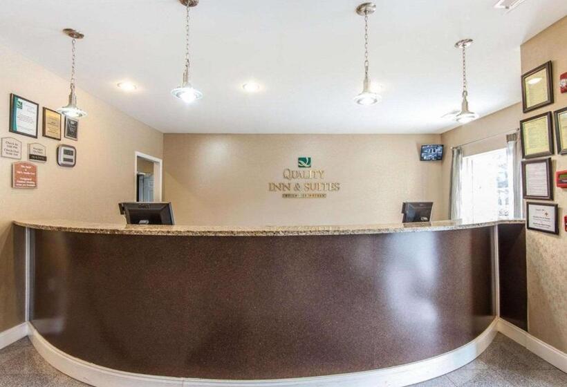 فندق Quality Inn & Suites