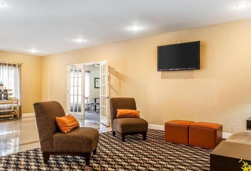 فندق Quality Inn & Suites