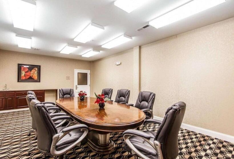 فندق Quality Inn & Suites