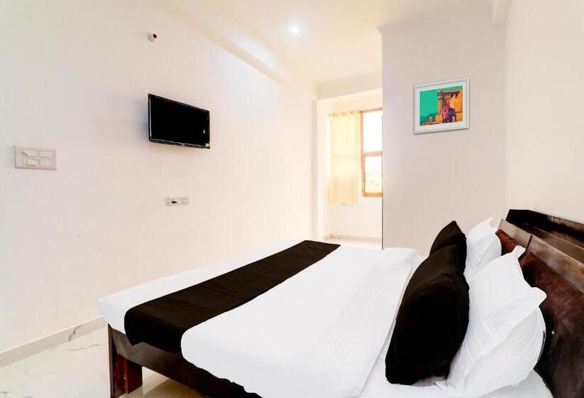 Отель O Royal Inn