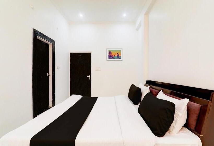 Отель O Royal Inn