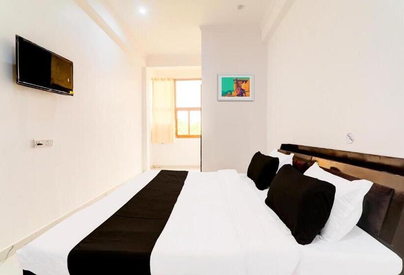 Отель O Royal Inn