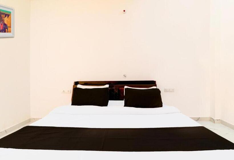 Отель O Royal Inn