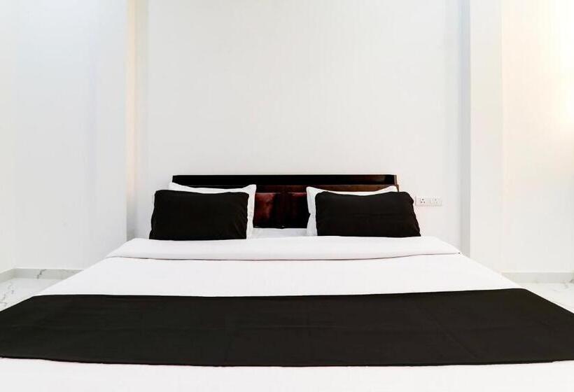 Отель O Royal Inn