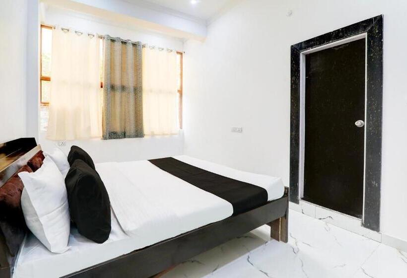 Отель O Royal Inn