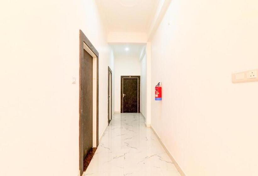 Отель O Royal Inn