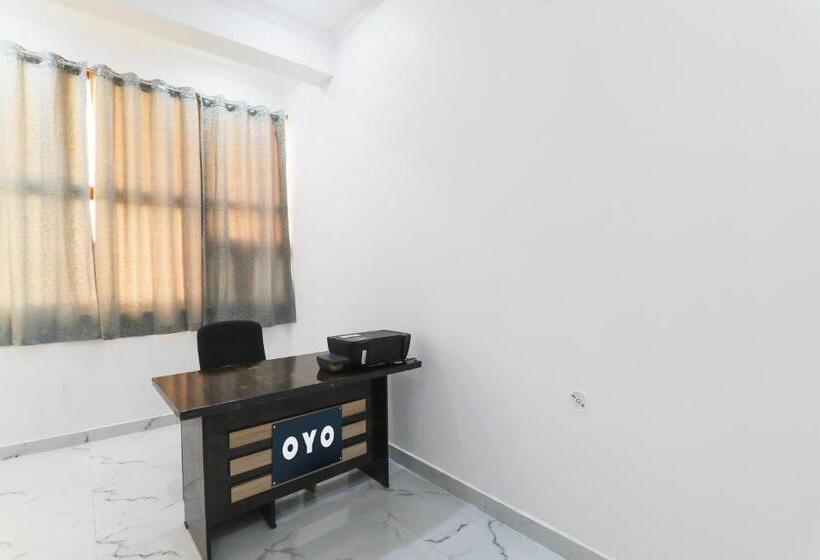 Отель O Royal Inn