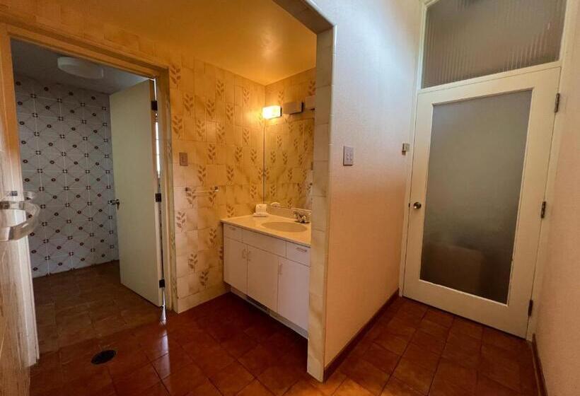 Panzió Vihome 368 Quiet House Near Bayview Village And Subway