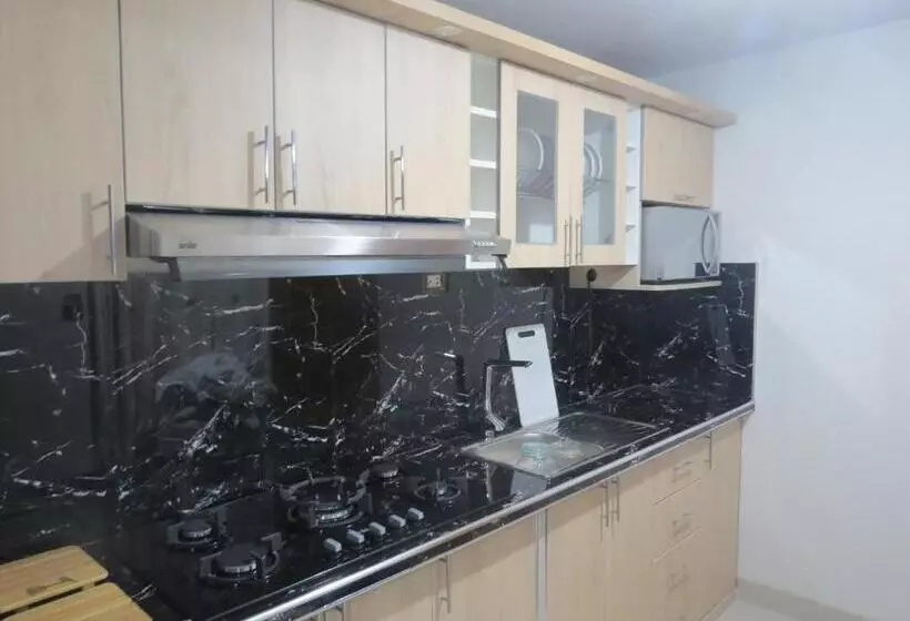 Departamento Hospedaje El Rinconcito Ii 100m2, 3hab, 4baños, Sala, Comedor, Cocina