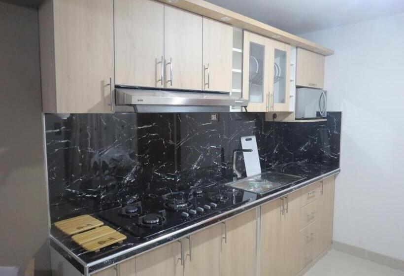 Departamento Hospedaje El Rinconcito Ii 100m2, 3hab, 4baños, Sala, Comedor, Cocina