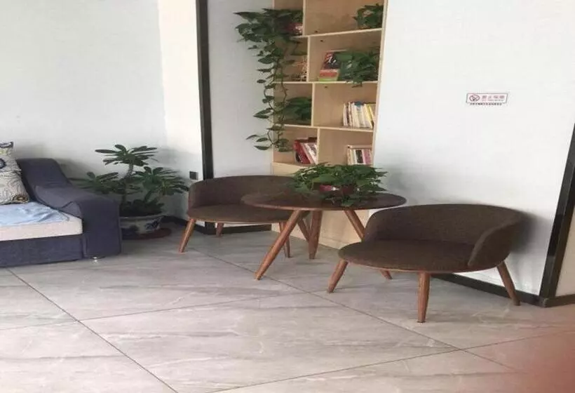 Hotelli 7 Days Premium·shenyang North Railway Station North Square