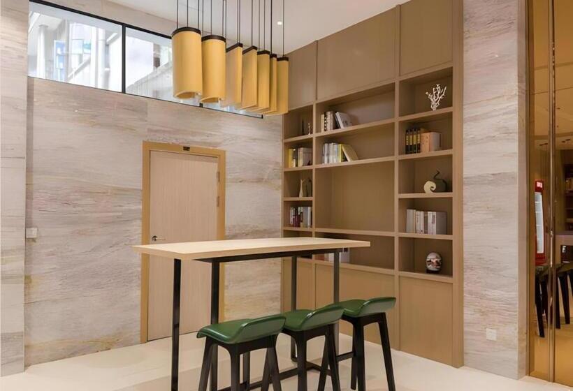 Otel City Comfort Inn Liuzhou High Speed Railway Station Entrance