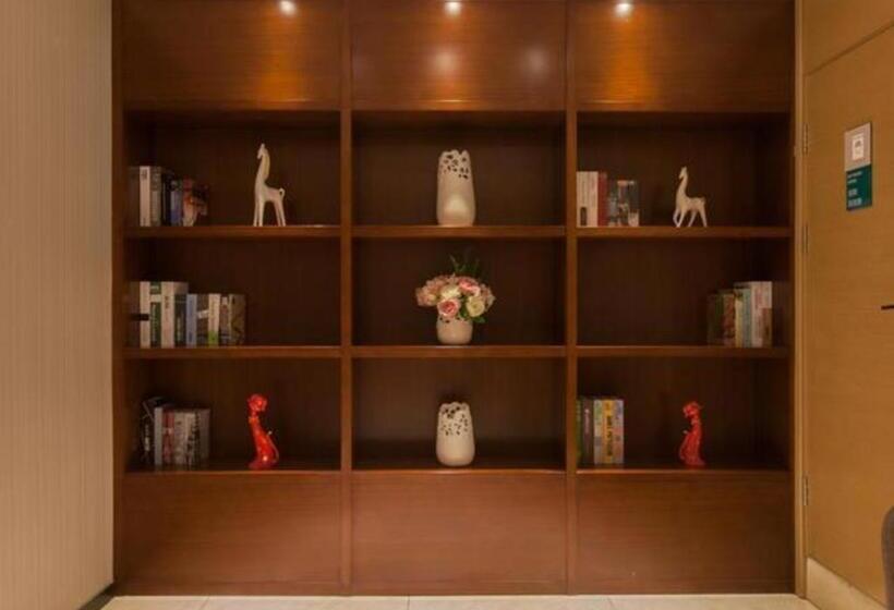 호텔 City Comfort Inn Wuhan International Square Union Medical College Hospital