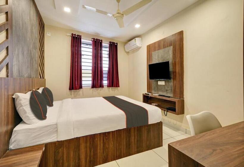 Hotel Collection O Silver Stay Inn