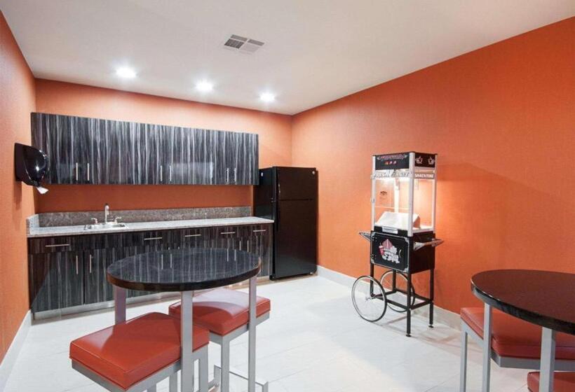 فندق Mainstay Suites