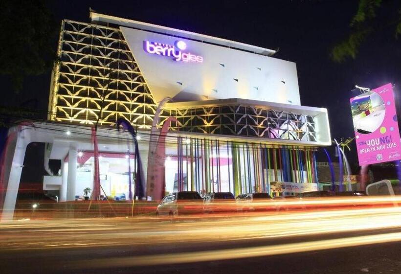 Hotel Ramada Encore By Wyndham Kuta Badung