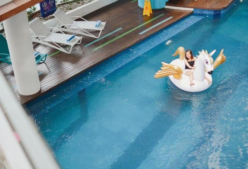 Hotel Ramada Encore By Wyndham Kuta Badung