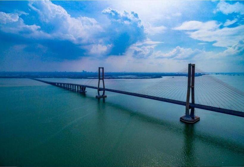 酒店 Surabaya Hr Muhammad