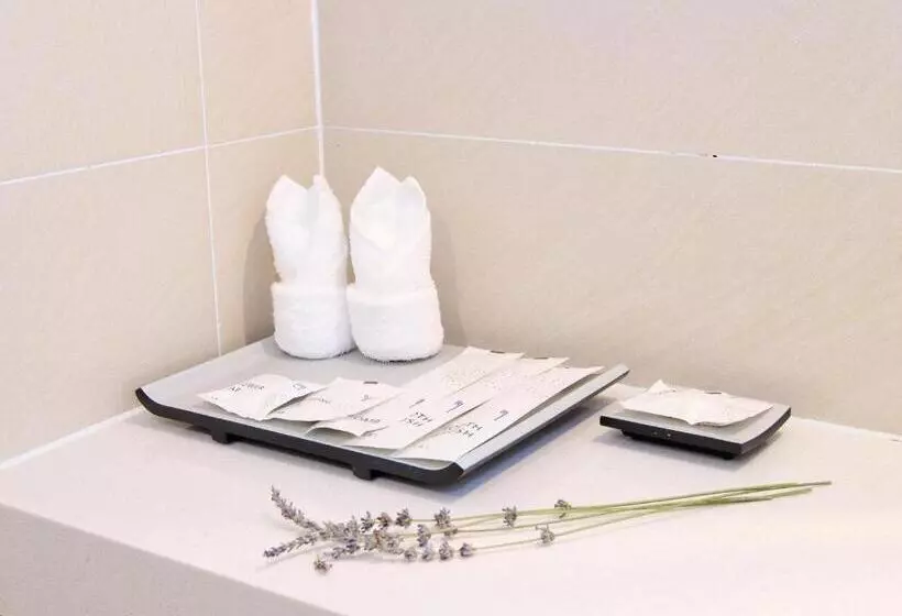 Lavande Hotel Maoming High Speed Railway Station Xinfu Road