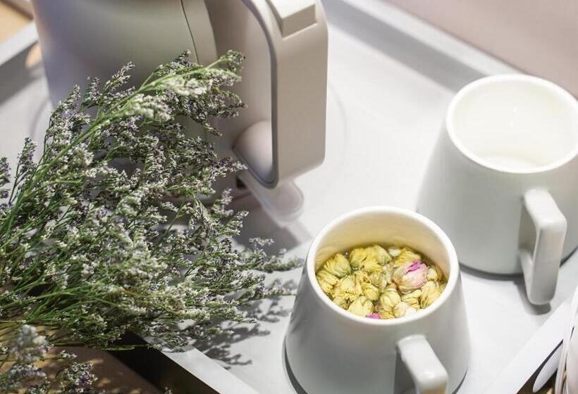 Lavande Hotels· Jingmen Xingqiu Shijiecheng