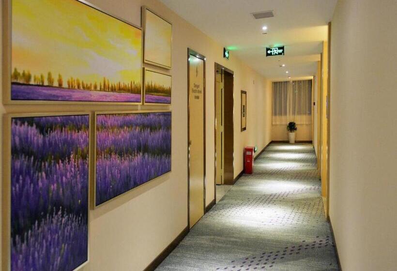 Lavande Hotel·yichun Wanda, High Speed Railway Station