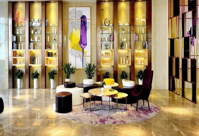 Lavande Hotel·yichun Wanda, High Speed Railway Station