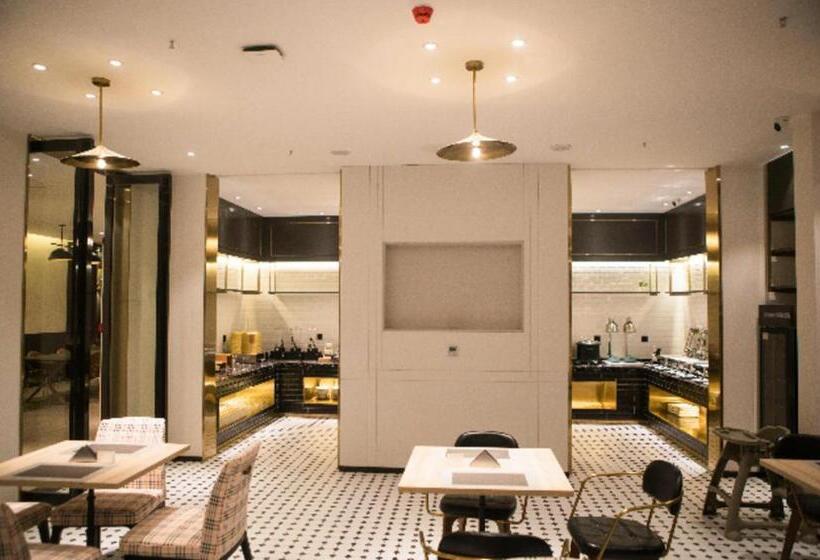 Premier City Comfort Hotel Wuhan Hankou Railway Station Changgang Road Metro Station