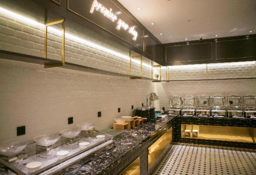 Premier City Comfort Hotel Wuhan Hankou Railway Station Changgang Road Metro Station