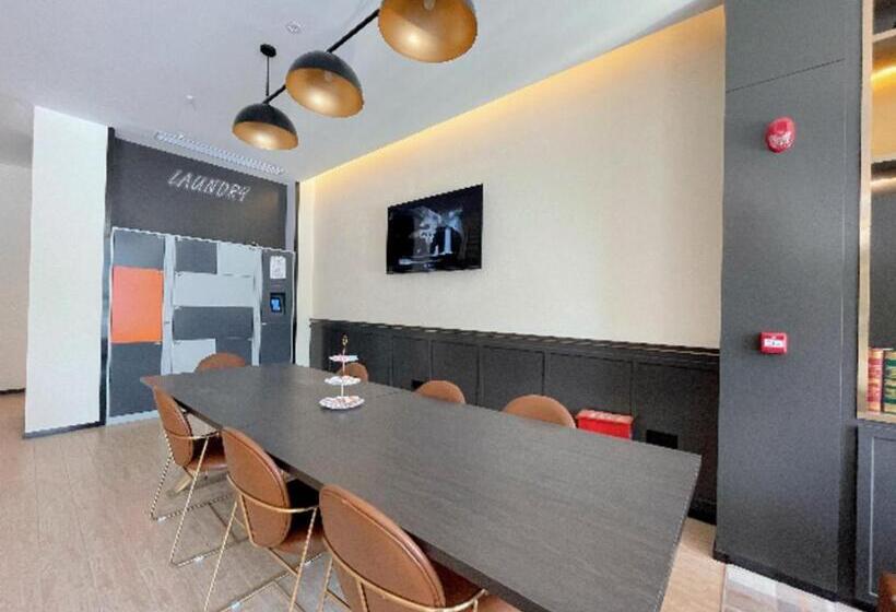 Premier City Comfort Hotel Wuhan Hankou Railway Station Changgang Road Metro Station