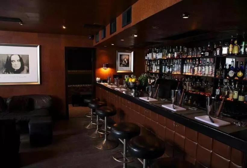 Sunset Marquis Hotel & Villas