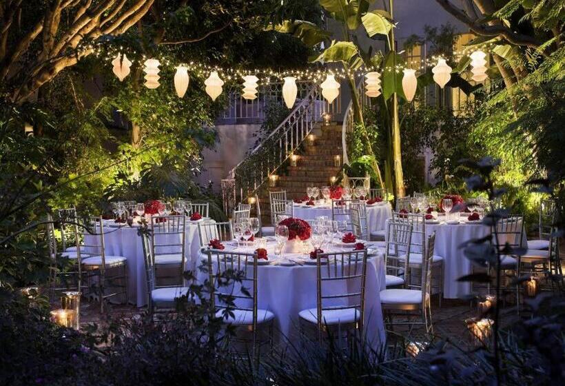 Sunset Marquis Hotel & Villas