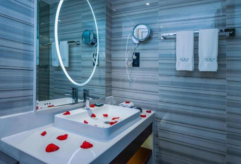 Xana Hotelle Neijiang City Center Branch