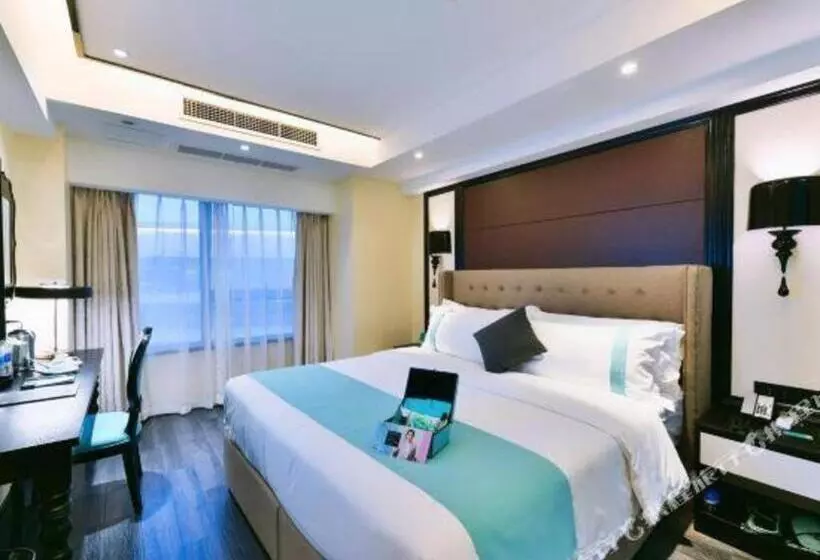 Xana Hotelle Neijiang City Center Branch